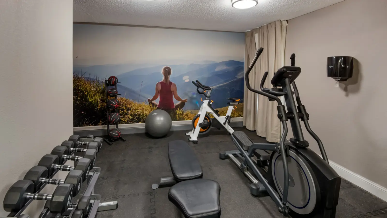 Intelligently Designed Fitness Center Intelligently Designed Fitness Center